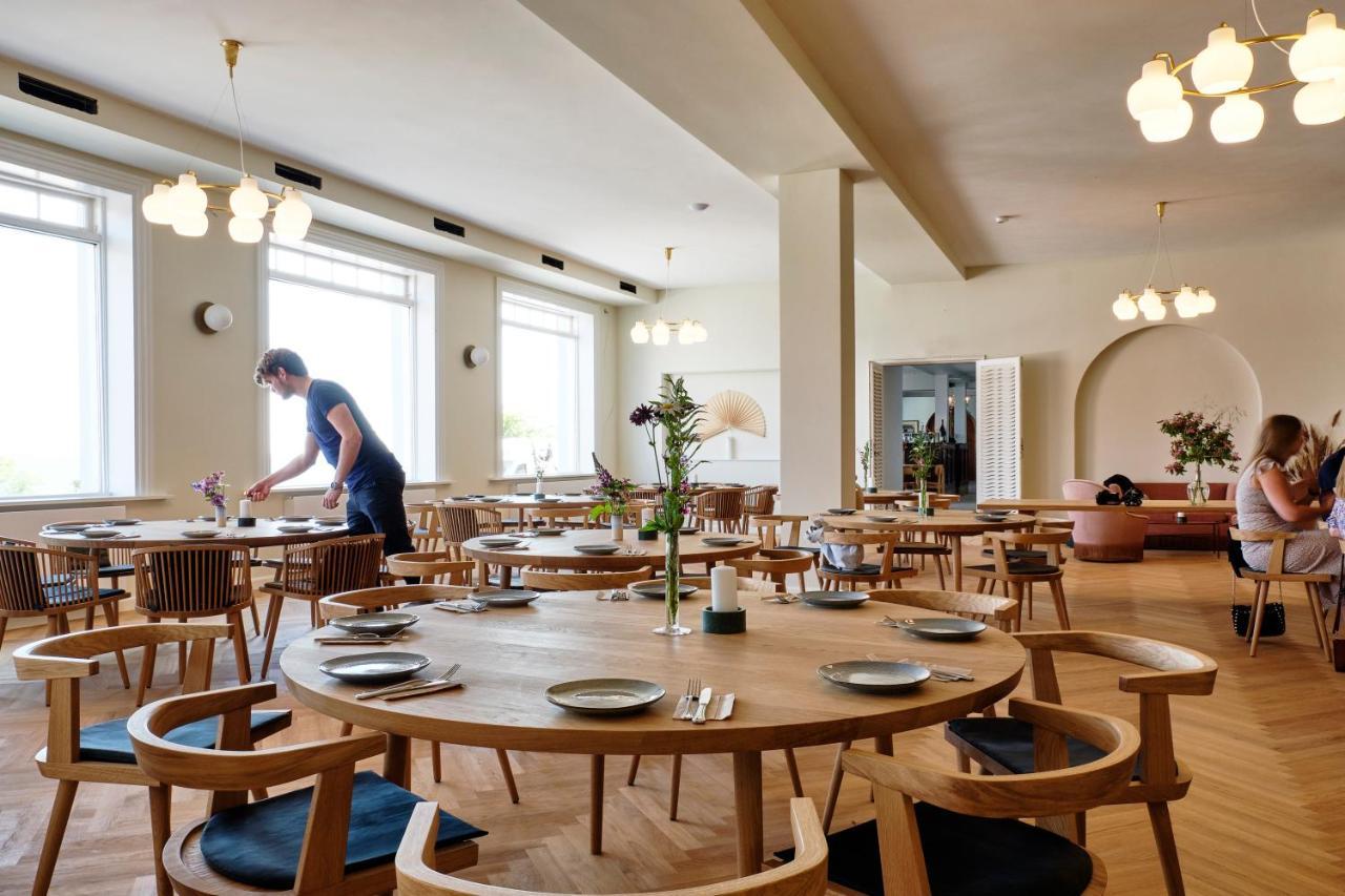 Strandhotellet Allinge-Sandvig Exterior photo